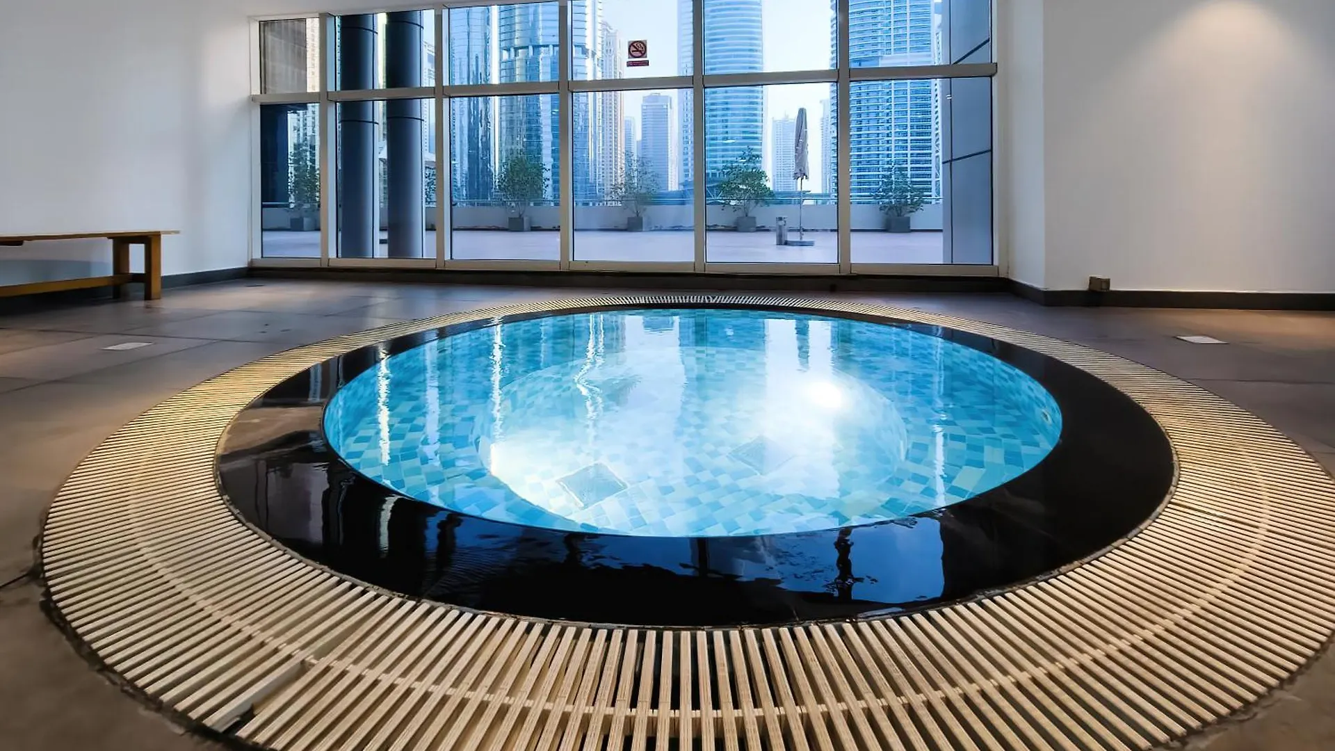 Cozy Studio In Arch Tower Jlt 두바이 0*,  아랍에미리트