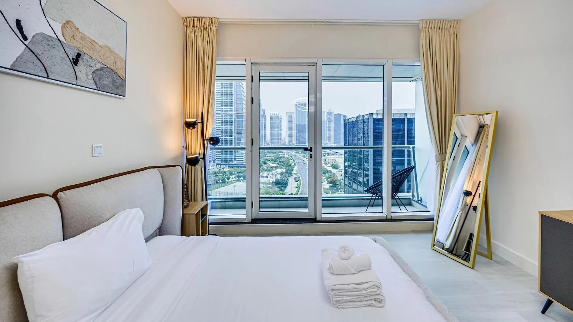 Cozy Studio In Arch Tower Jlt 두바이 아랍에미리트